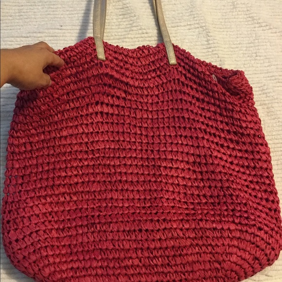 Woven Large Pink, straw bag, tote, gold handles - Picture 6 of 7